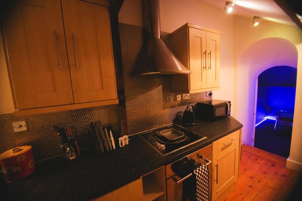 Games And Movies Lounge 7 Bed City Centre Apartment Newcastle-upon-Tyne Exteriör bild