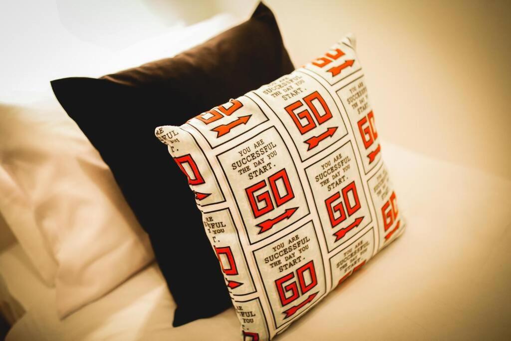Games And Movies Lounge 7 Bed City Centre Apartment Newcastle-upon-Tyne Exteriör bild